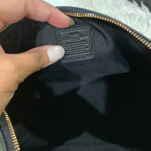 Cosmetic bag - Picture 3 of 8